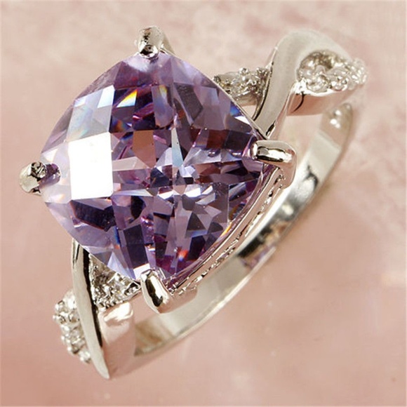 Unbranded Jewelry - New Women's Silver  Purple Topaz Gemstone Ring